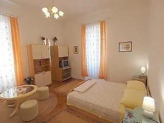 Gajeta Hotel 2*